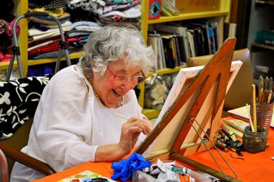 The Art of Making Crafts at Los Angeles Jewish Health